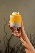 Load image into Gallery viewer, MELLOW YELLOW SMOOTHIE

